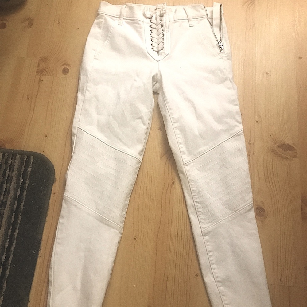 Gap For Good Skinny Lace Up Capris not used